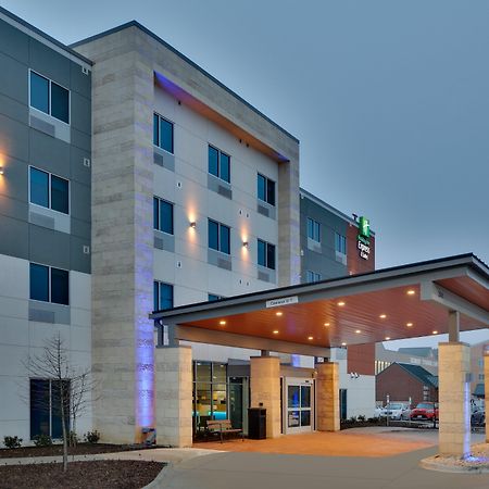 Holiday Inn Express & Suites Plano East - Richardson By Ihg Екстериор снимка
