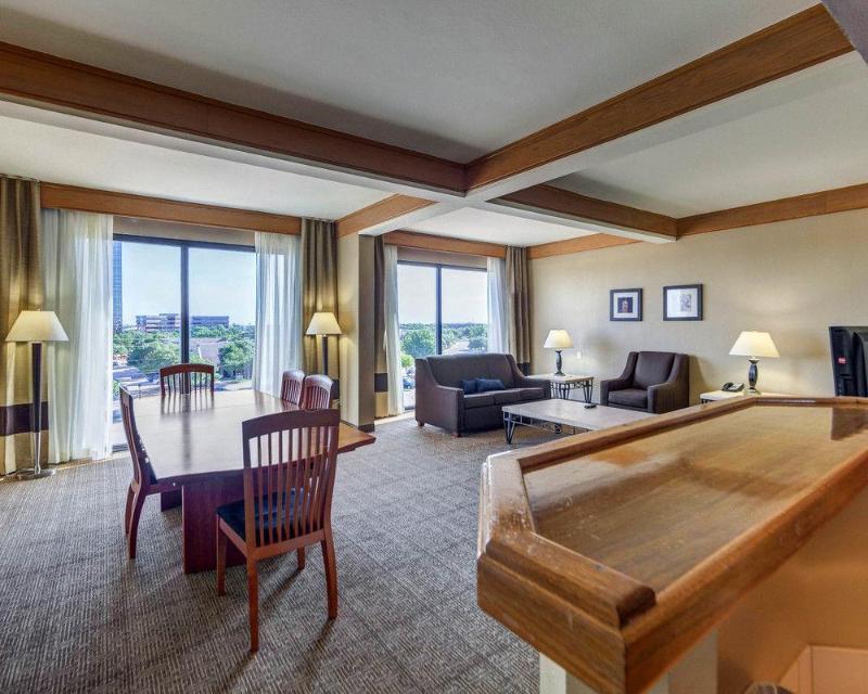 Holiday Inn Express & Suites Plano East - Richardson By Ihg Екстериор снимка