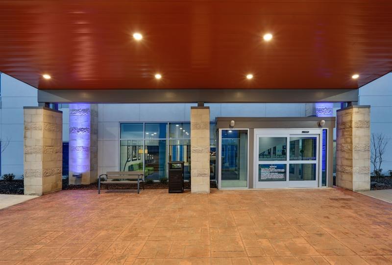 Holiday Inn Express & Suites Plano East - Richardson By Ihg Екстериор снимка
